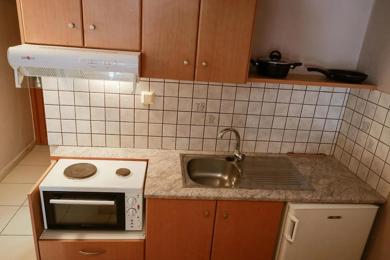 Apartament Studios Ioanna Neos Marmaras